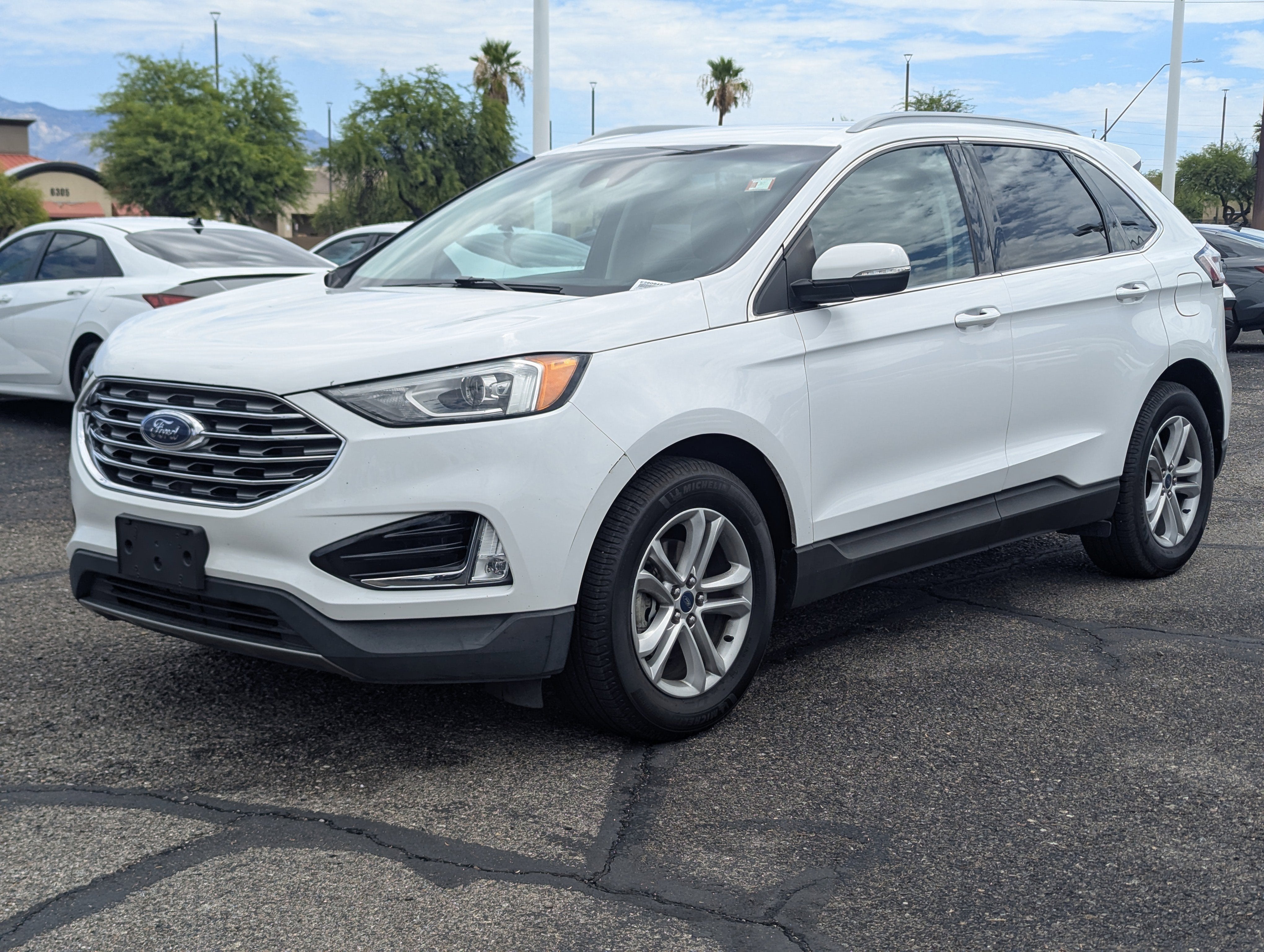 2020 Ford Edge — detail view